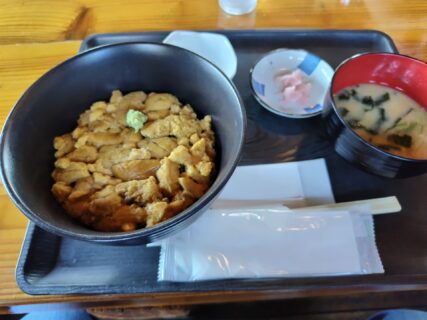 留萌でウニ丼👍