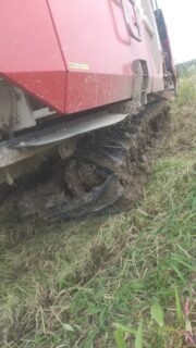 キャタ切れた😱